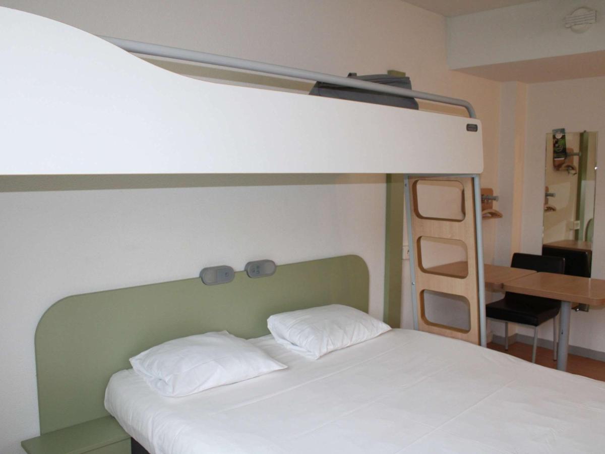 Ibis Budget Toulouse Aeroport Blagnac Exterior foto